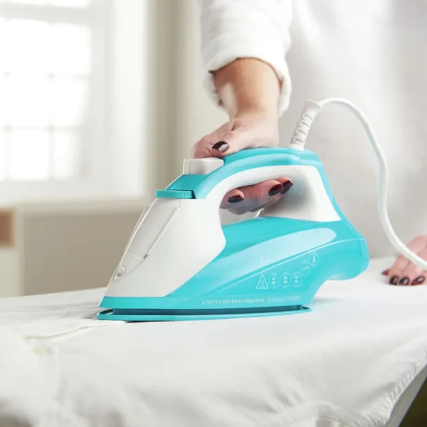 Russell Hobbs Light & Easy Bright Aqua Iron (model 26482GCC) - Image 4